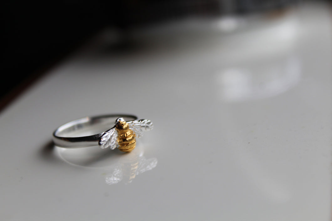 Bumble Bee Ring