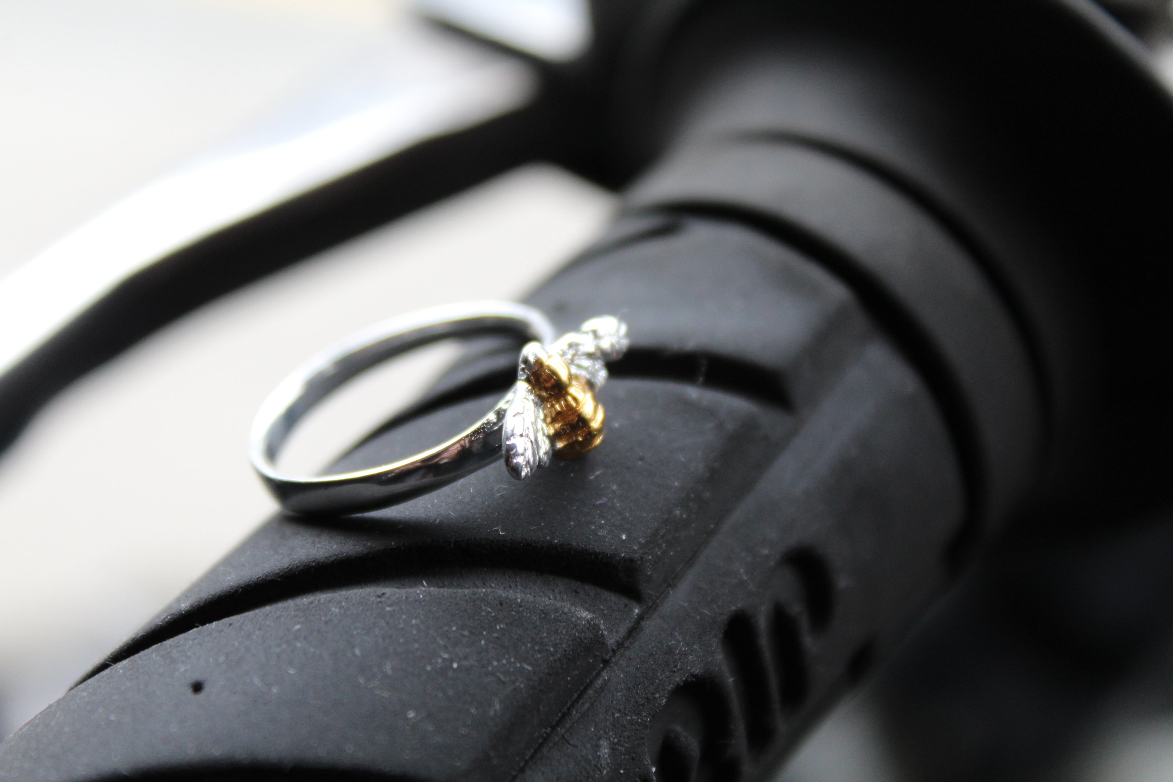 Bumble Bee Ring