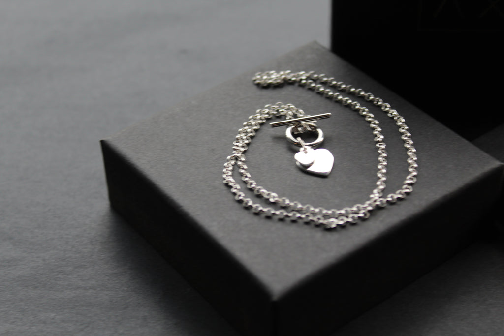 T- Bar Hearts Chain Necklace