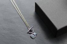 Load image into Gallery viewer, T- Bar Hearts Chain Necklace
