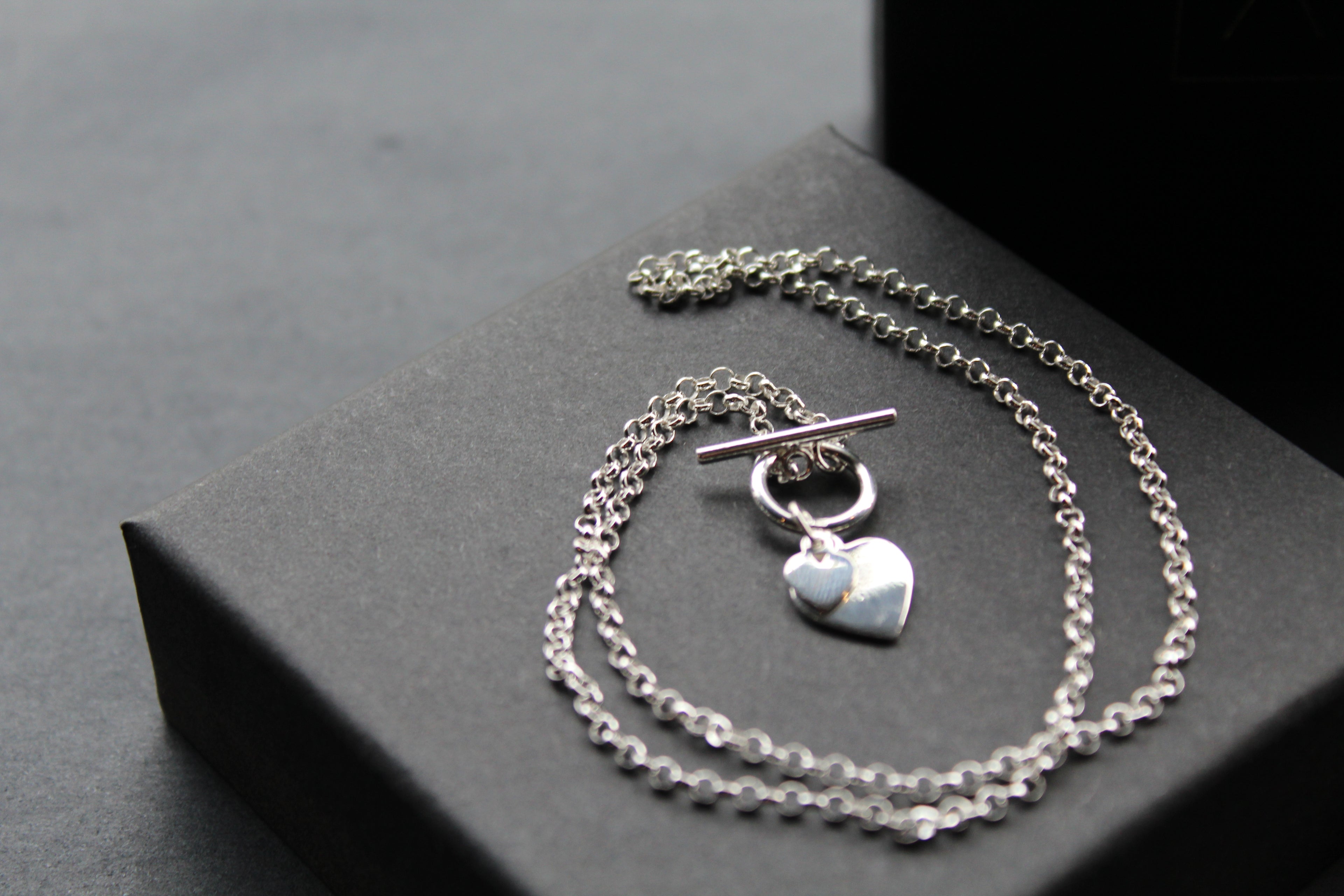 T- Bar Hearts Chain Necklace