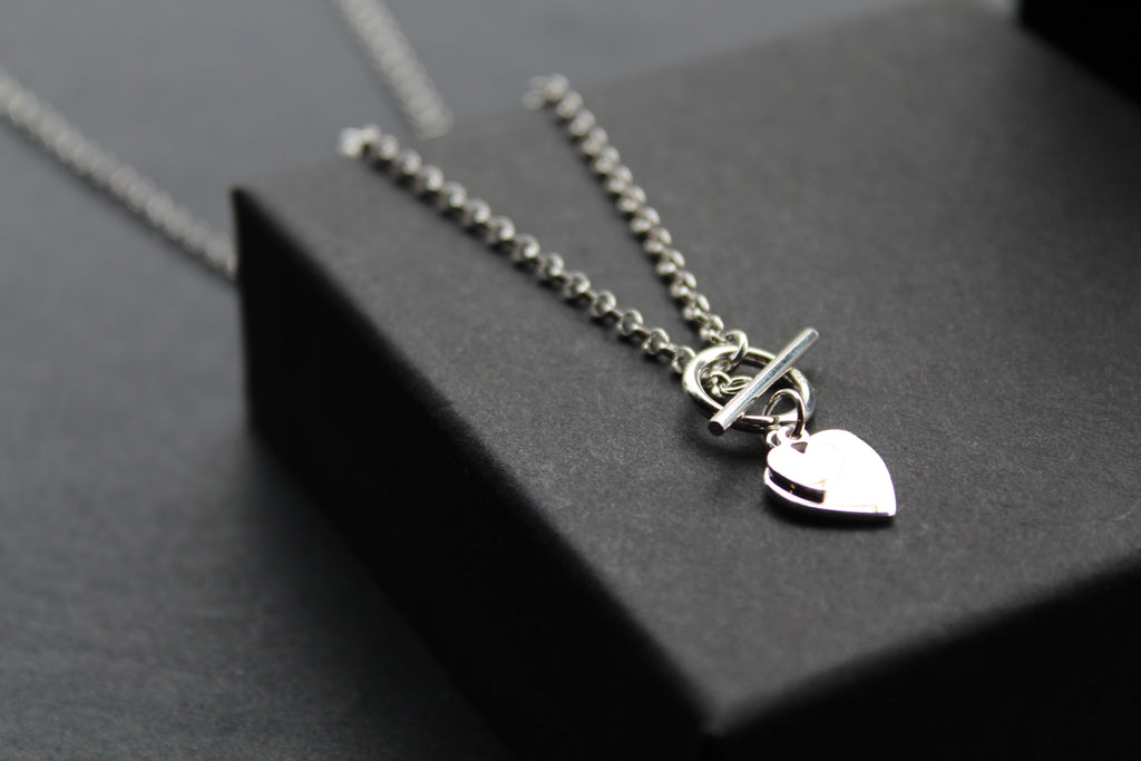 T- Bar Hearts Chain Necklace