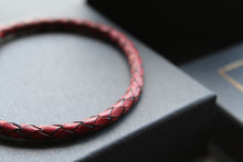 Load image into Gallery viewer, Thin Single Plait Leather Bracelets
