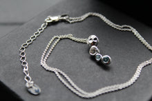 Load image into Gallery viewer, Topaz Pebble Necklace
