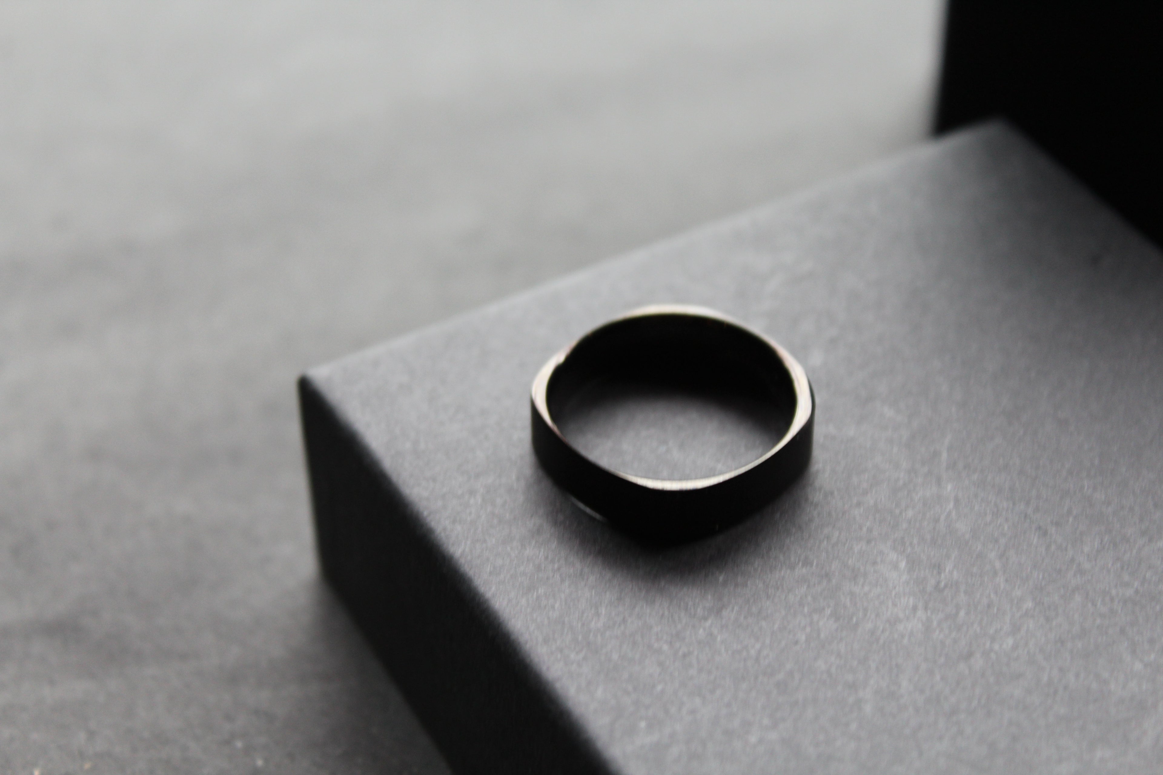 Tungsten Square Profile Ring