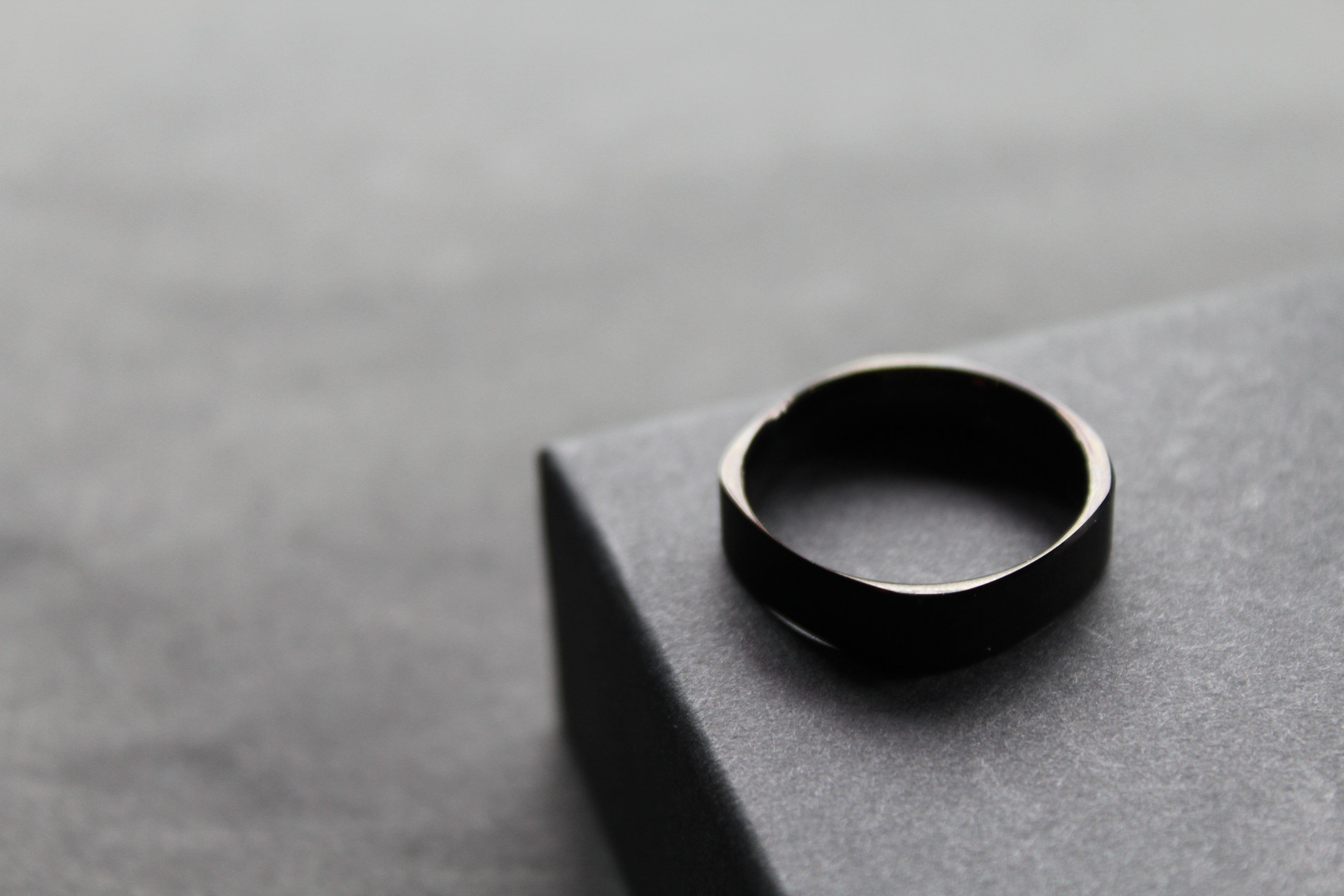 Tungsten Square Profile Ring