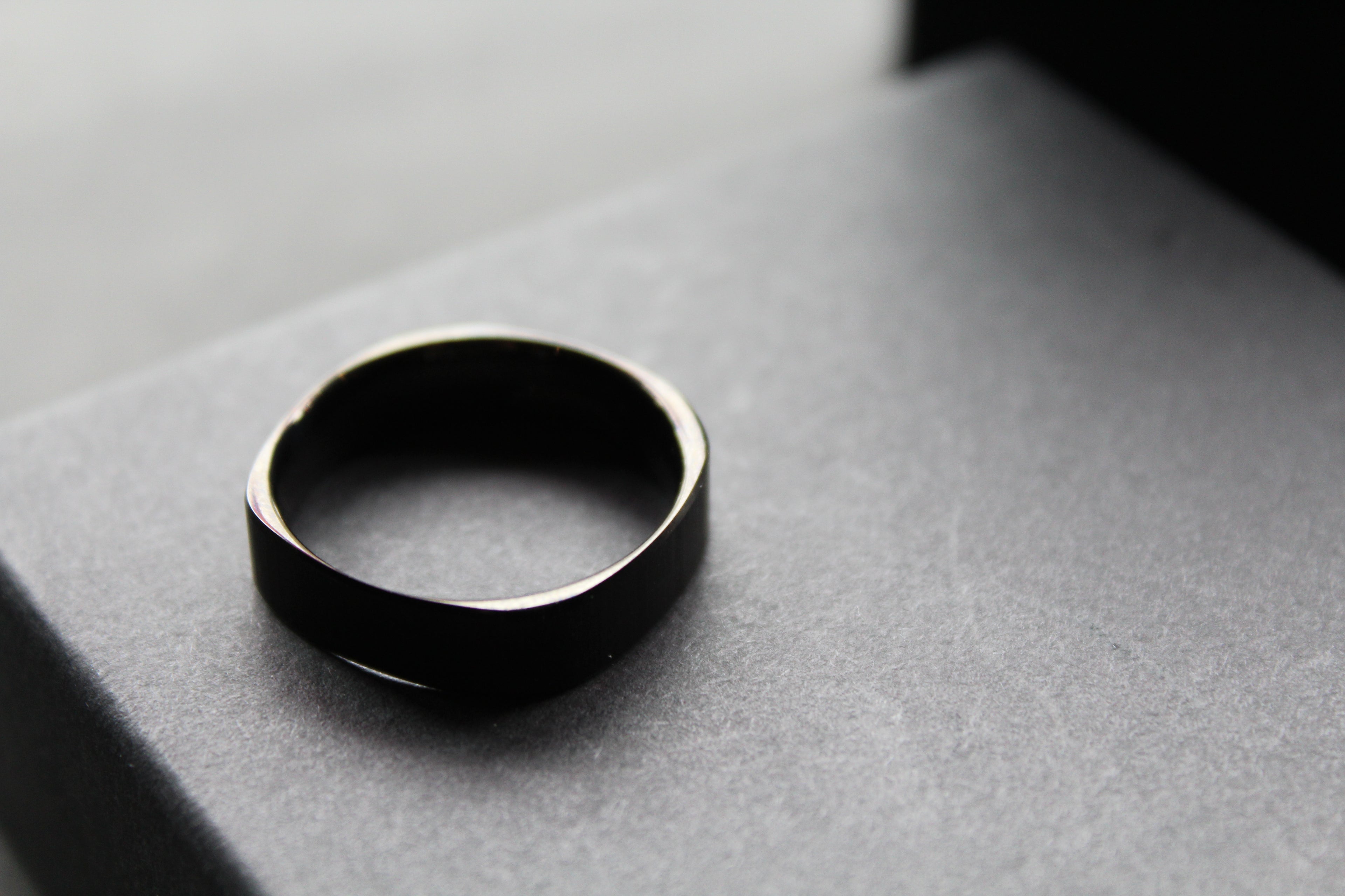 Tungsten Square Profile Ring