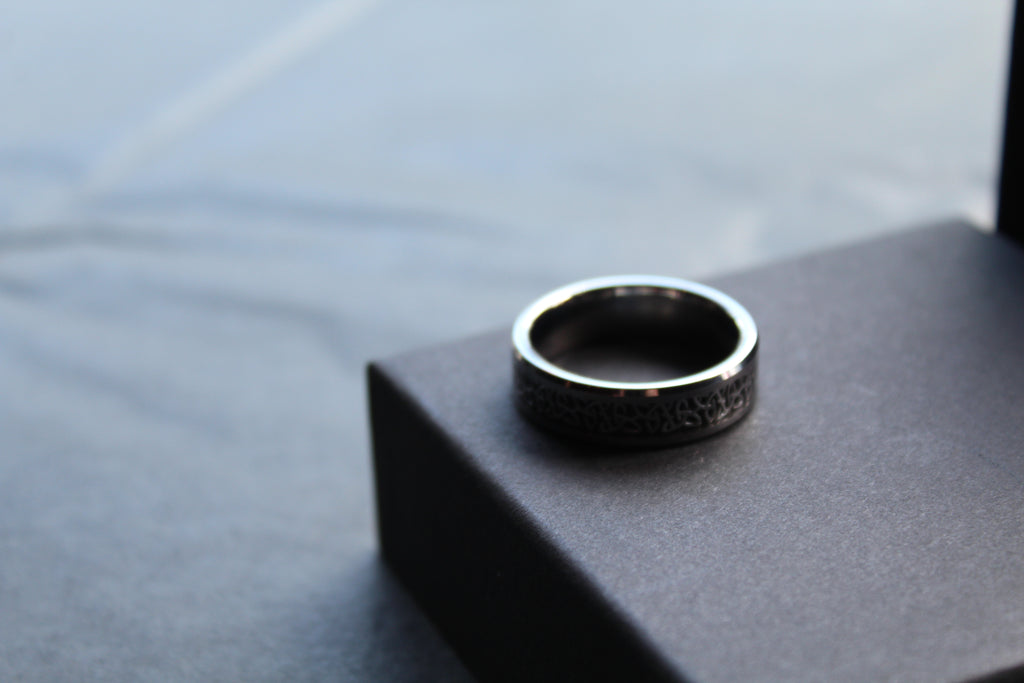 Tungsten & Black Carbon Inlay Celtic Ring