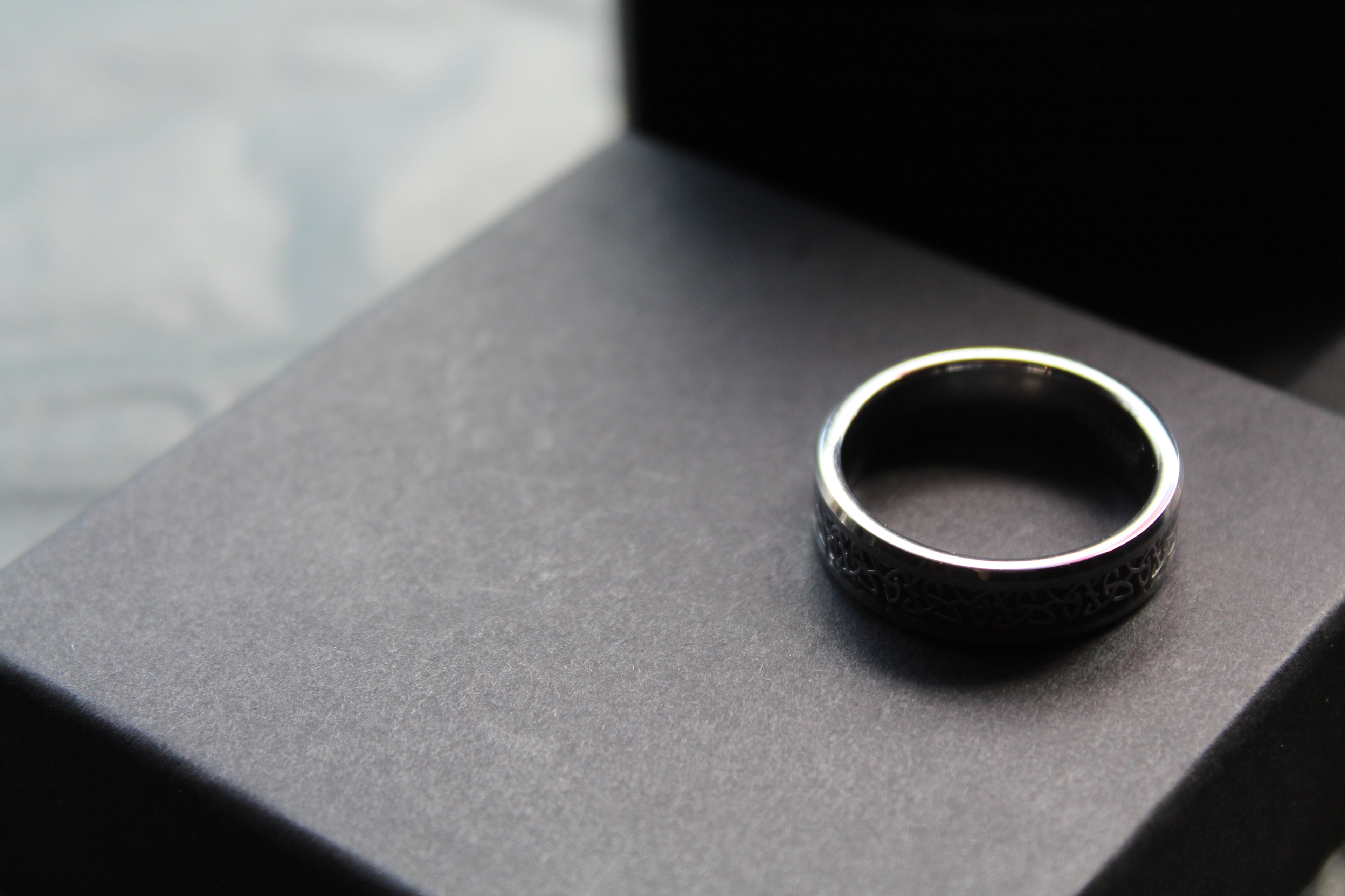 Tungsten & Black Carbon Inlay Celtic Ring
