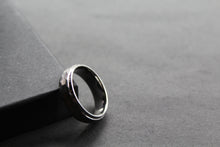 Load image into Gallery viewer, Tungsten Ring with Hammered Finish
