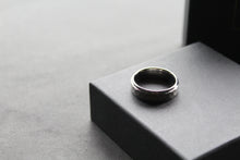 Load image into Gallery viewer, Tungsten Ring with Hammered Finish
