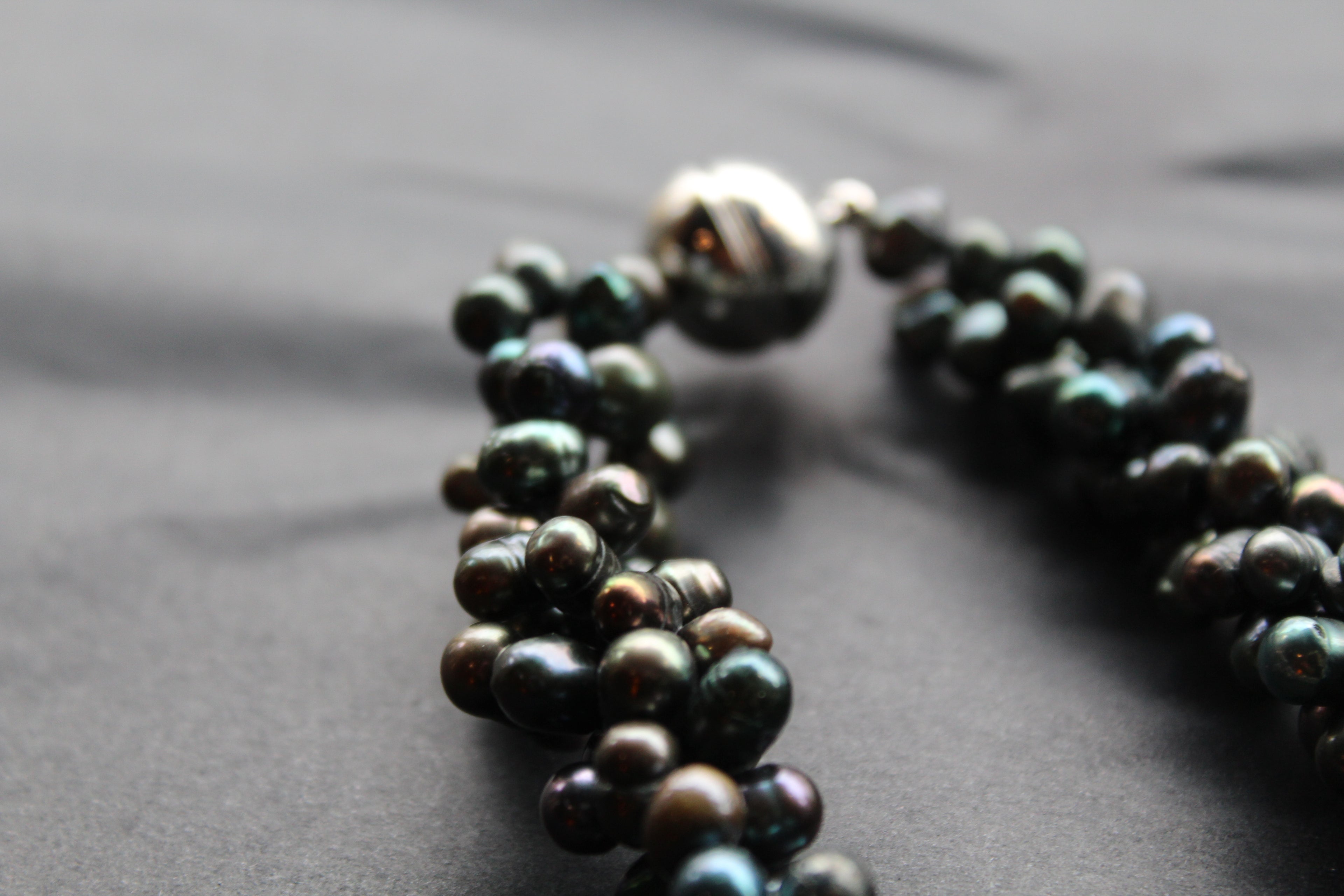 Twisted Baroque Style Pearl Necklace