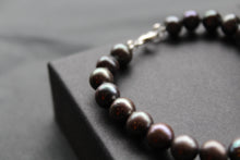 Load image into Gallery viewer, Unisex Black Fresh Water Pearl Bracelet
