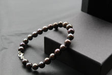 Load image into Gallery viewer, Unisex Black Fresh Water Pearl Bracelet
