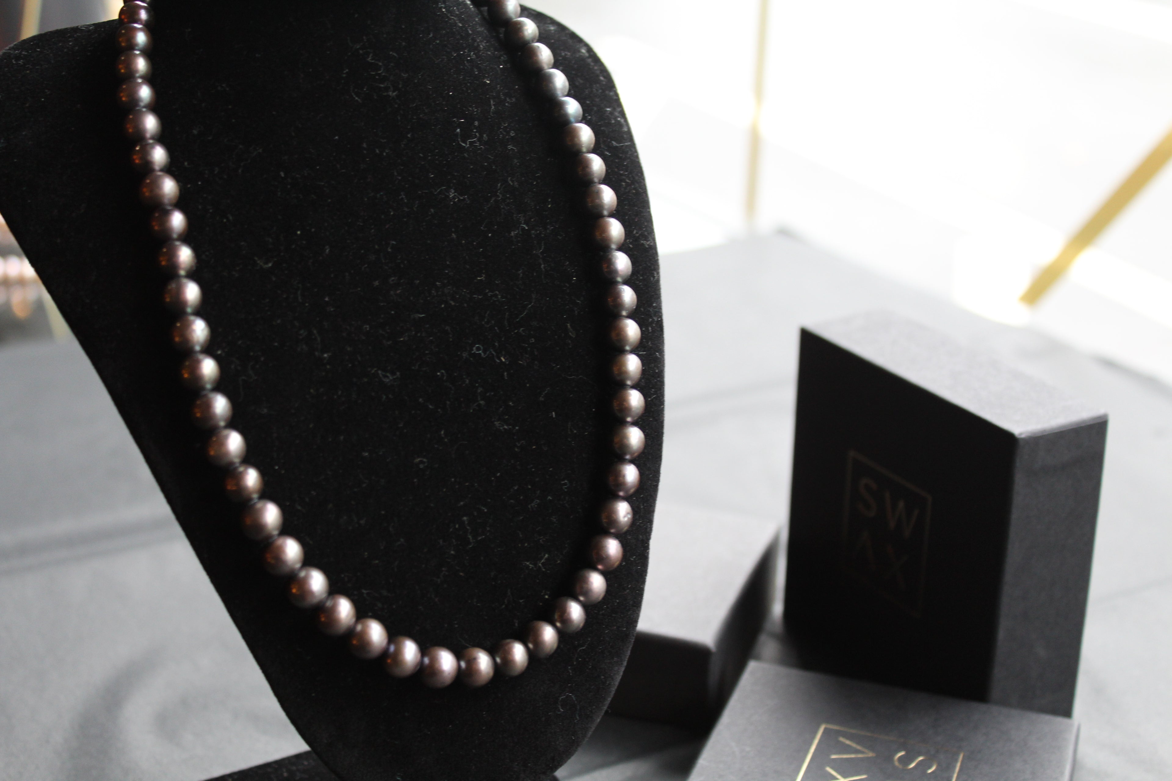 Unisex Black Fresh Water Pearl Necklace