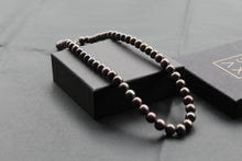 Load image into Gallery viewer, Unisex Black Fresh Water Pearl Necklace
