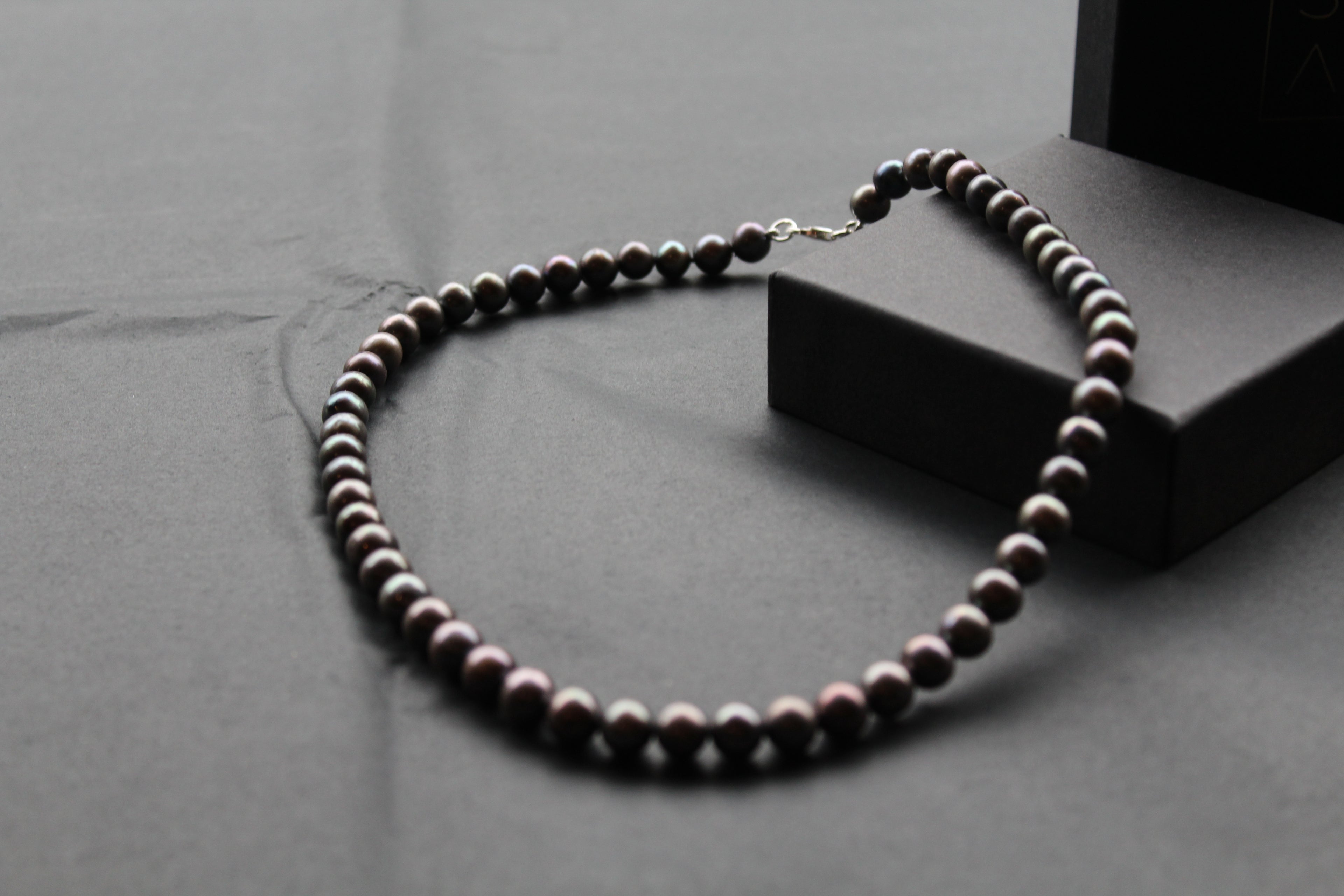 Unisex Black Fresh Water Pearl Necklace