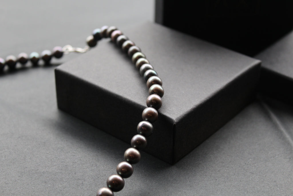 Unisex Black Fresh Water Pearl Necklace