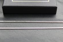 Load image into Gallery viewer, Unisex Silver Curb Chains
